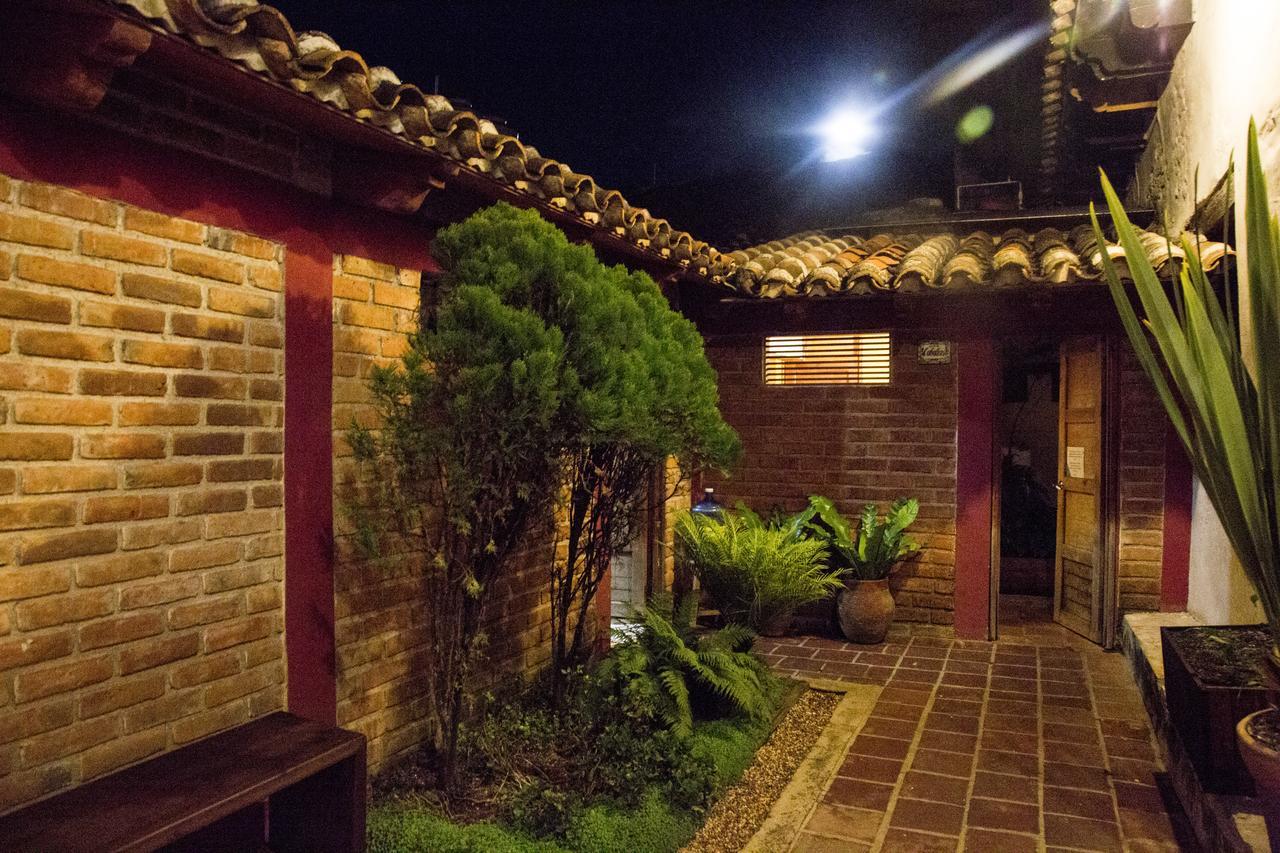 San Cristóbal de Las Casas Puerta Vieja Hostel מראה חיצוני תמונה